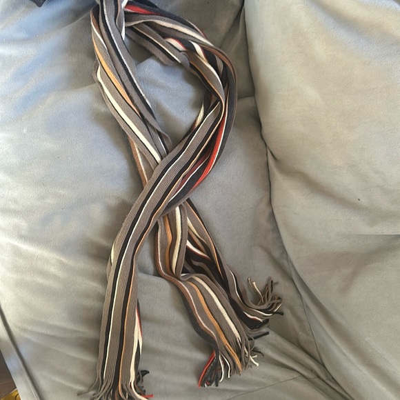 Accessories - Excellent Scarf 🧣